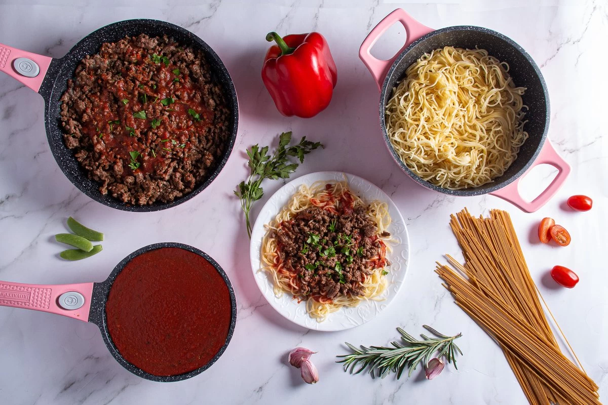 Royalty Line Inductie Pannenset - Luxe 14-delige Pannenset Marmeren Coating - Pannen Met Afneembare Handvaten - Oven-Ready - PFAS-Vrij - Voor Alle Warmtebronnen - Afneembare Koudgrepen - Antiaanbaklaag - Koekenpan Met Glazen Deksels - Roze - Afbeelding 7